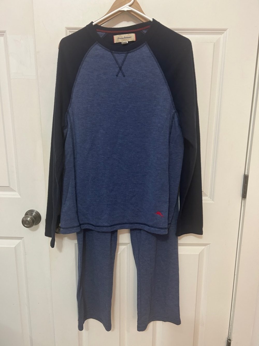 Tommy Bahama Men’s Raglan Lounge Set size medium blue pajama set